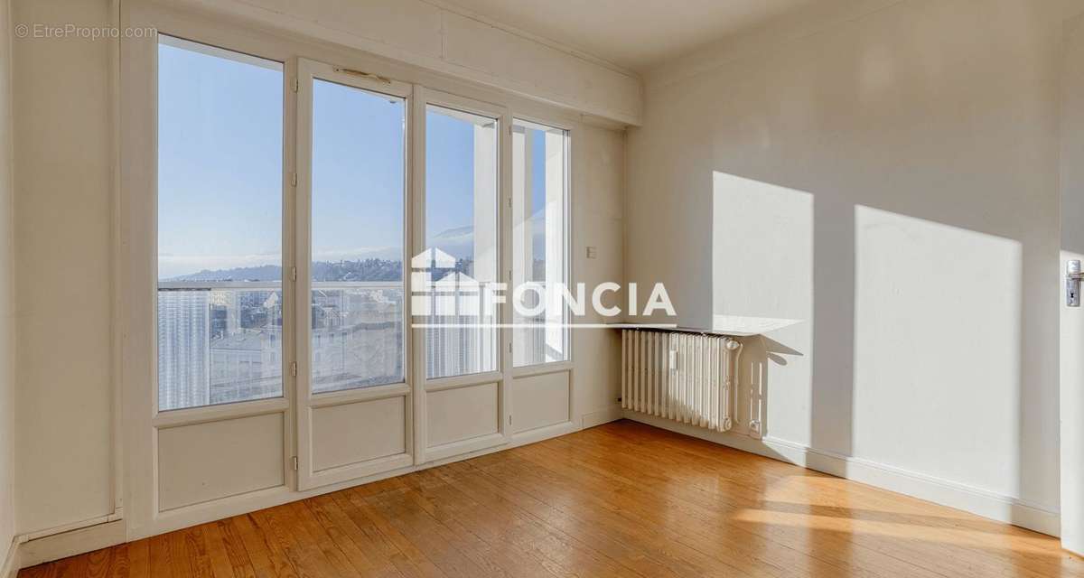 Appartement à AIX-LES-BAINS