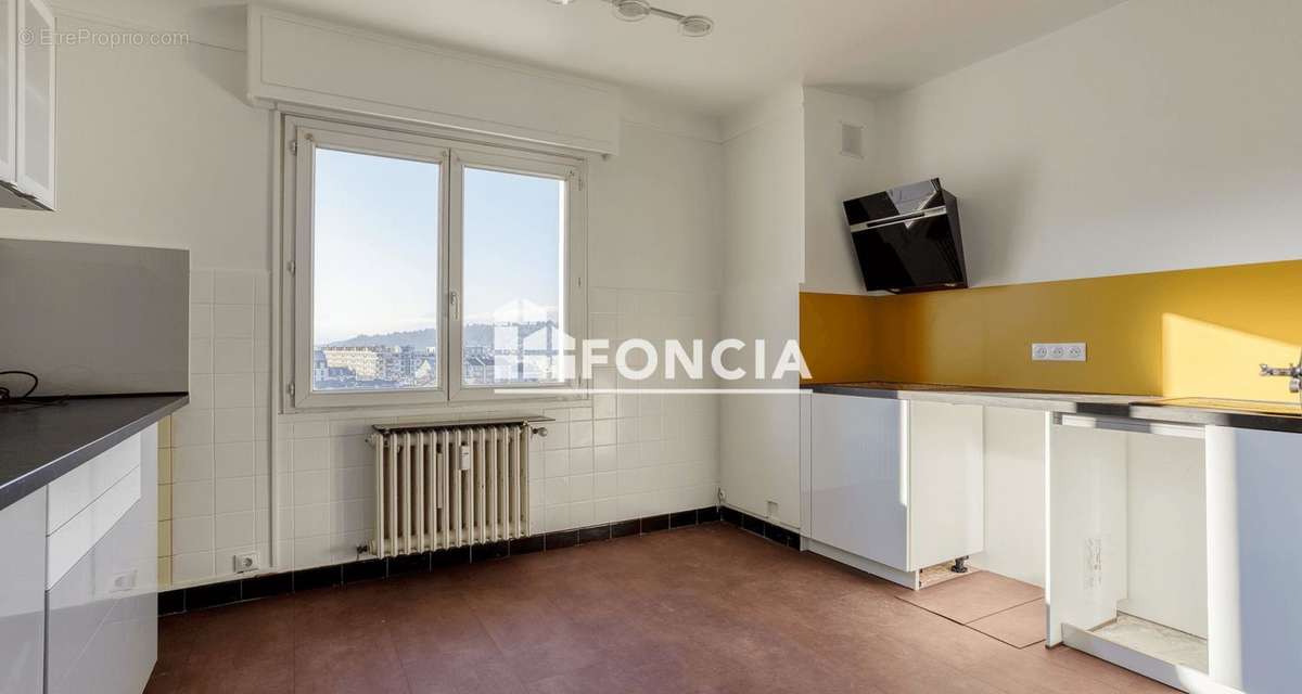 Appartement à AIX-LES-BAINS