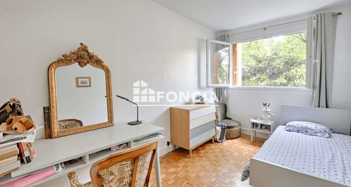 Appartement à PARIS-12E