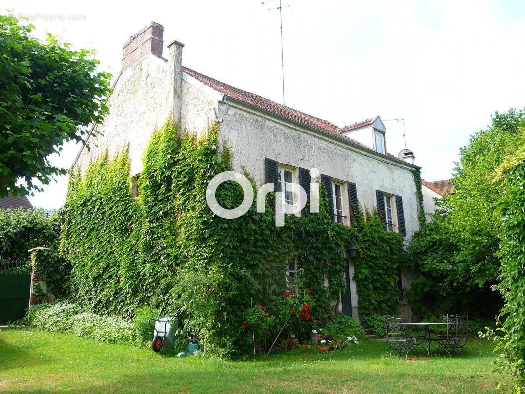 Maison à TESSANCOURT-SUR-AUBETTE