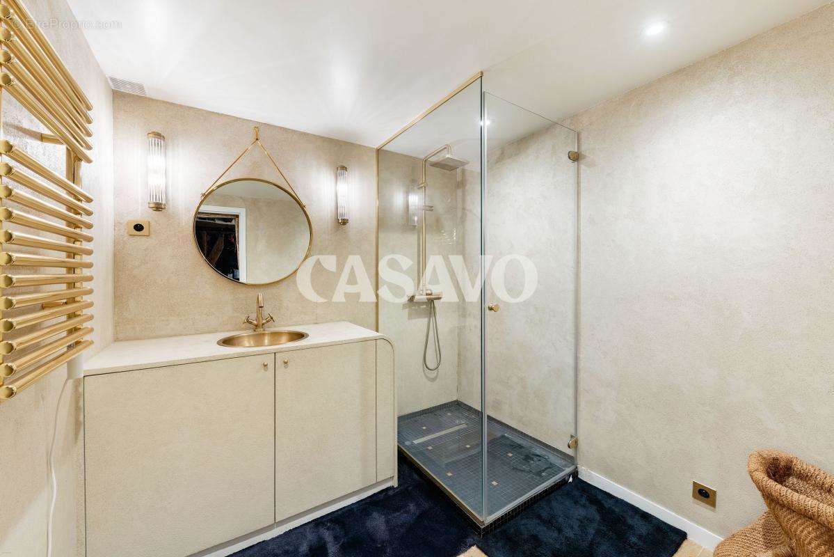 Appartement à PARIS-6E