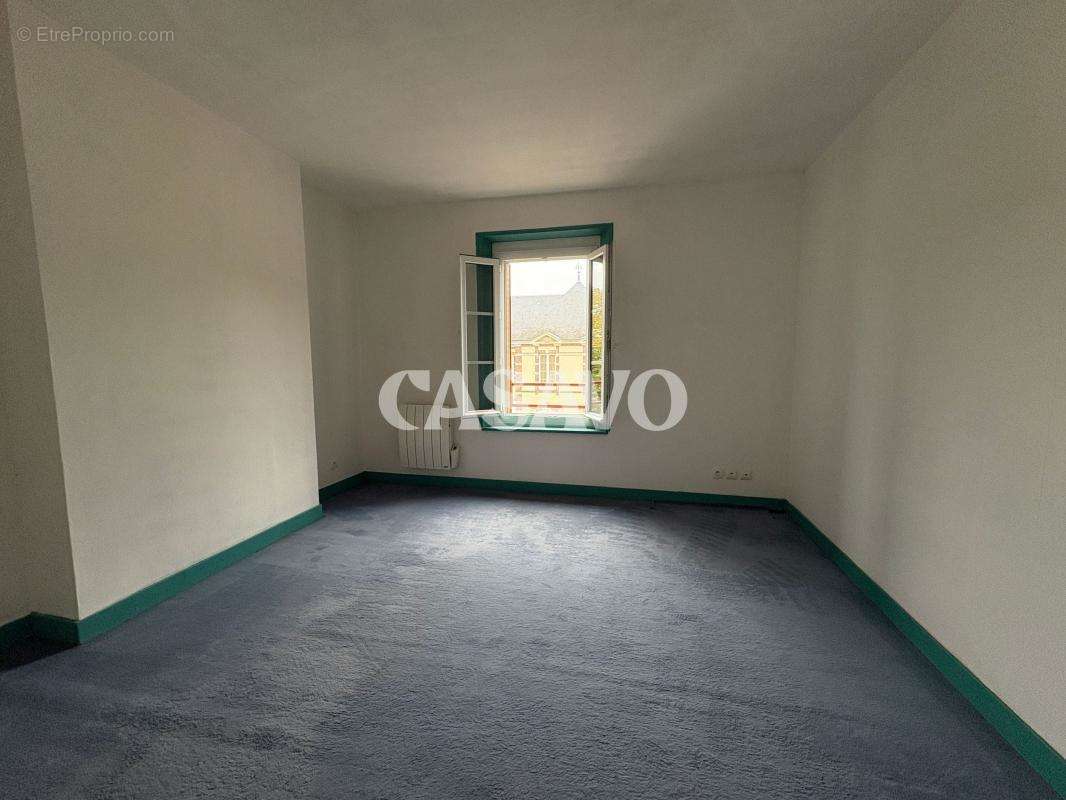 Appartement à LA LOUPE