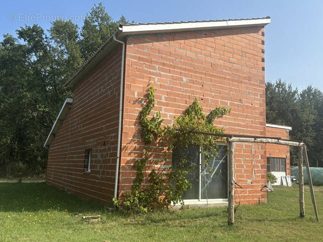 Maison à LABASTIDE-DU-TEMPLE