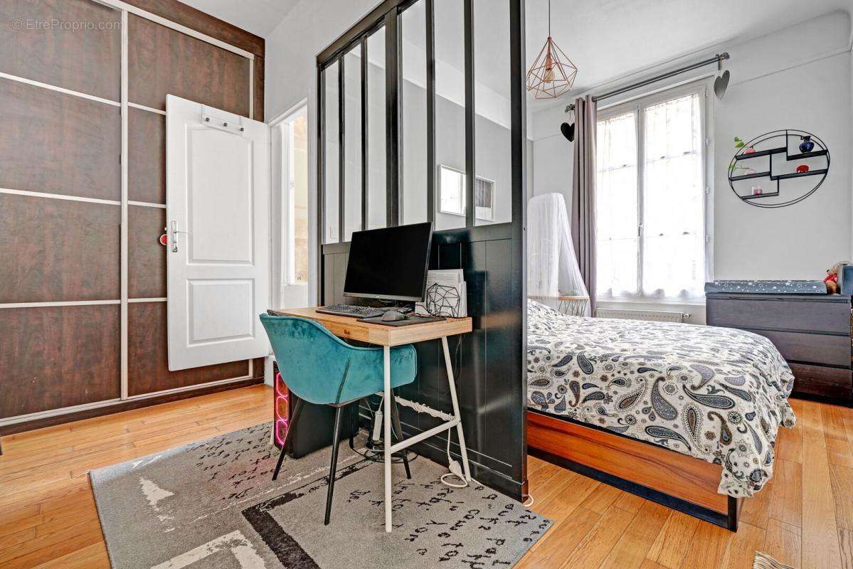 Appartement à ISSY-LES-MOULINEAUX