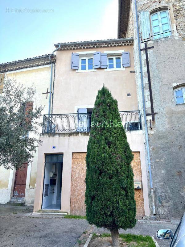 Appartement à PONT-SAINT-ESPRIT