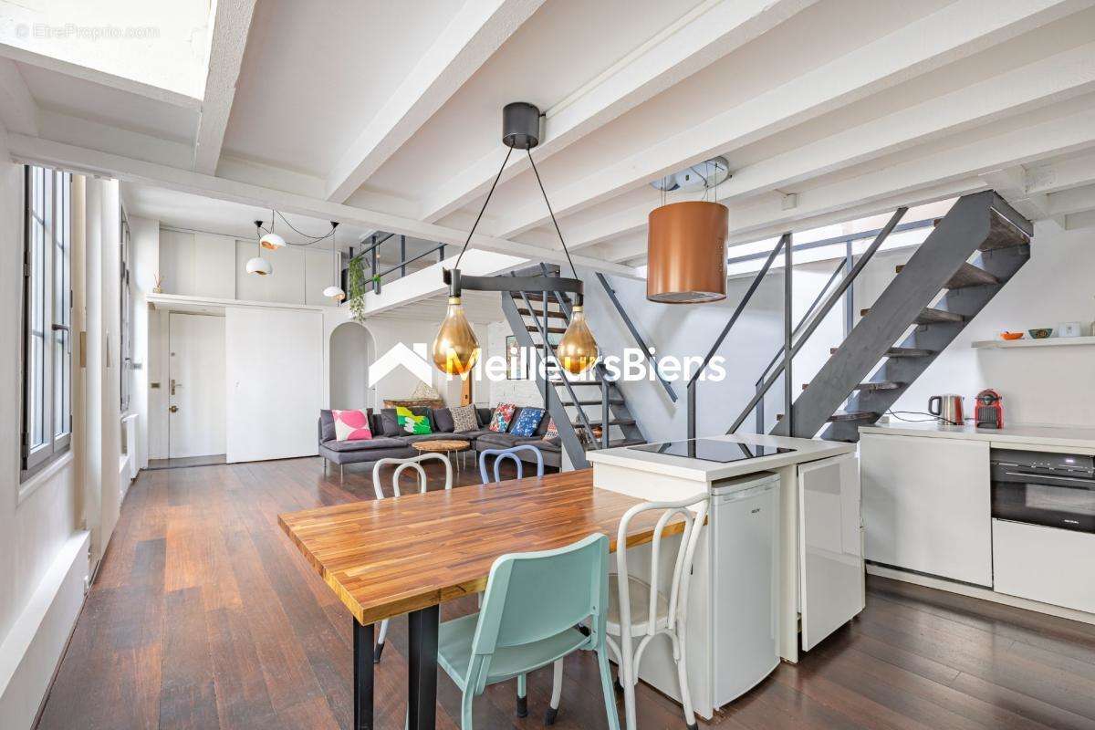 Appartement à PARIS-4E