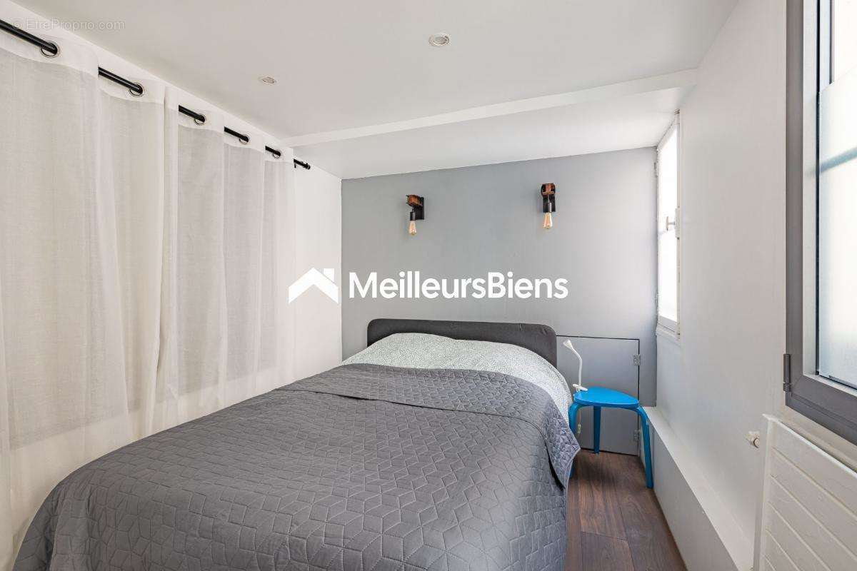 Appartement à PARIS-4E