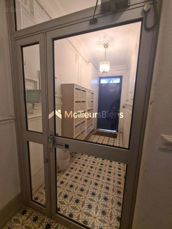 Appartement à PARIS-12E