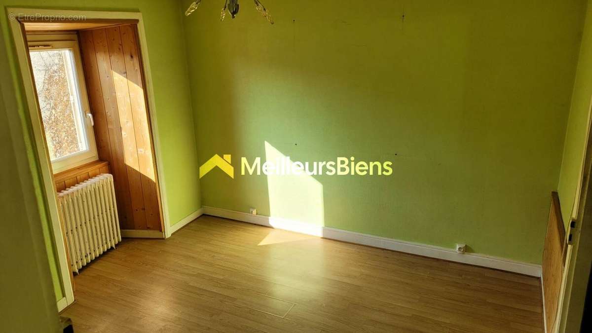 Appartement à LAROQUEBROU