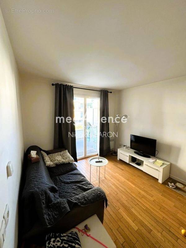 Appartement à BUSSY-SAINT-GEORGES