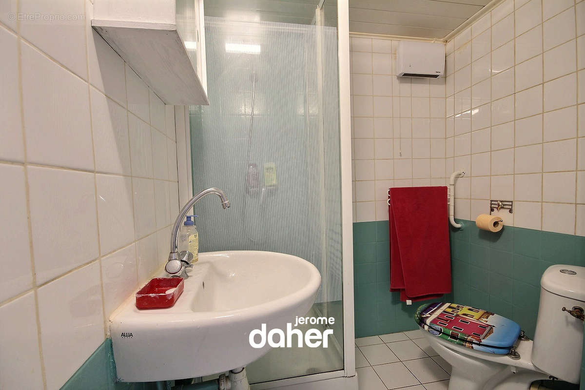 Appartement à MARSEILLE-5E