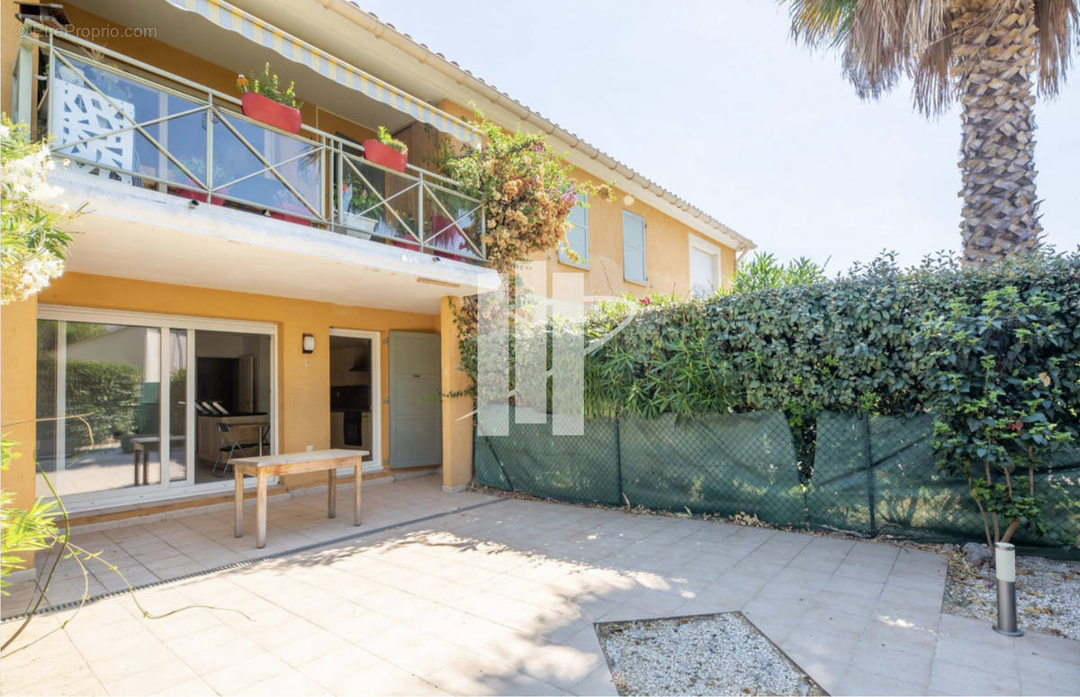 Appartement à FREJUS