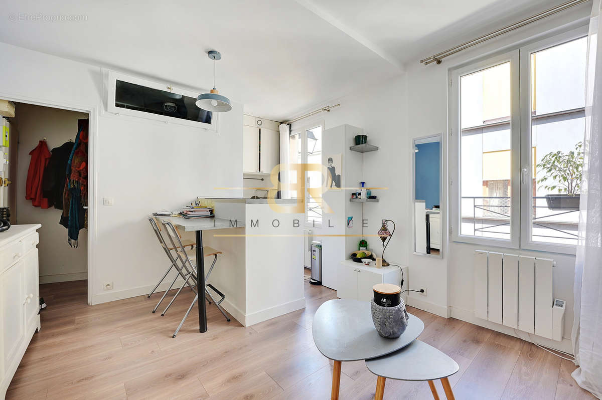 Appartement à PARIS-10E