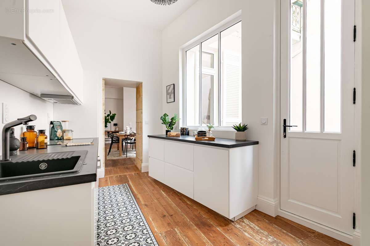 Appartement à BORDEAUX