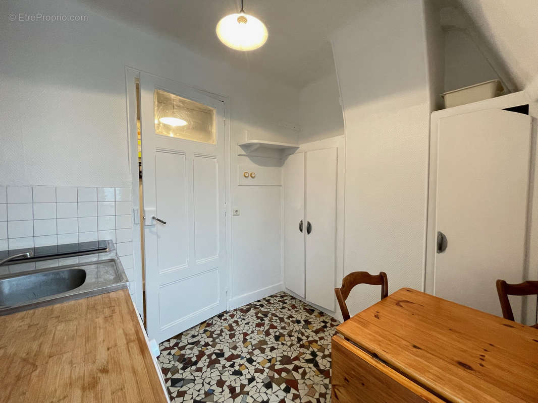 Appartement à PARIS-12E