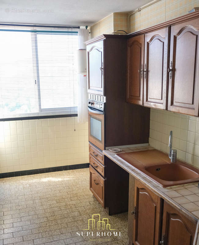 Appartement à MARSEILLE-15E