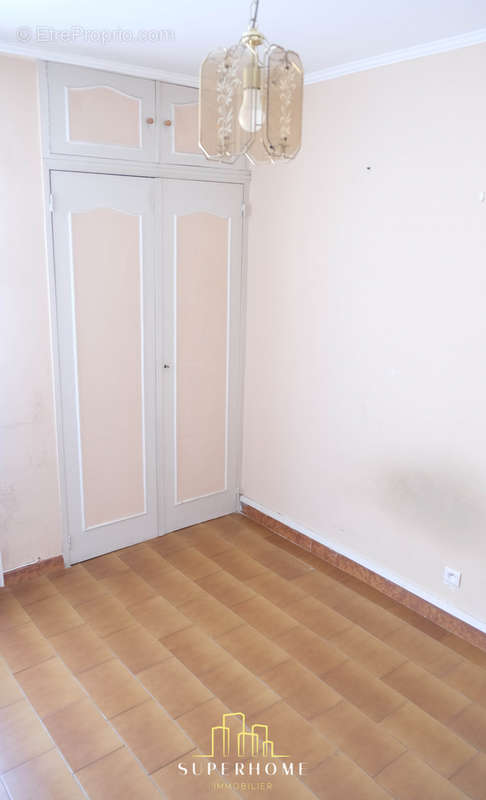 Appartement à MARSEILLE-15E