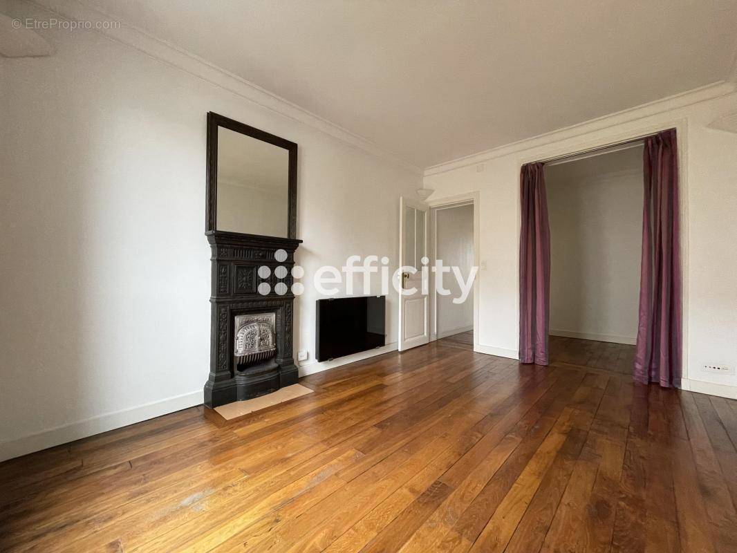 Appartement à PARIS-12E