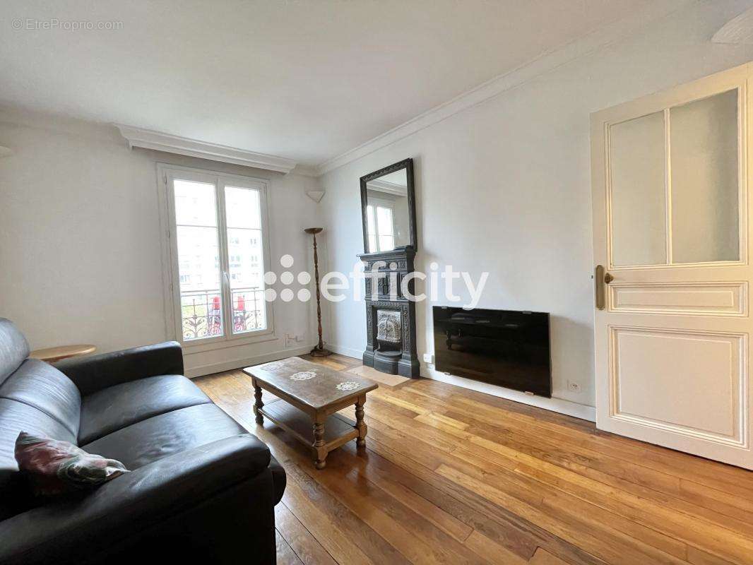 Appartement à PARIS-12E