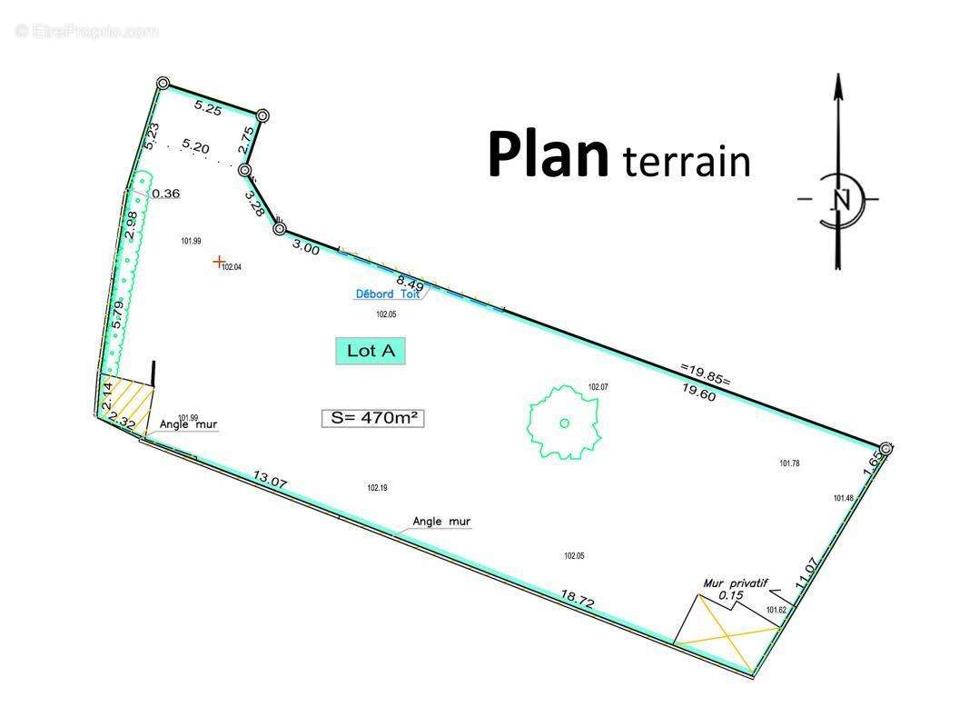 Terrain à SAINT-PHILBERT-DE-GRAND-LIEU