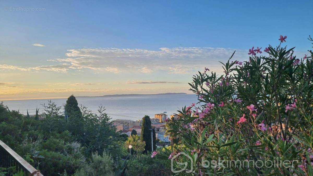 Appartement à LE LAVANDOU