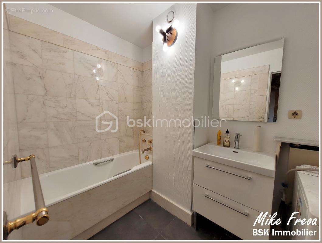 Appartement à PARIS-19E