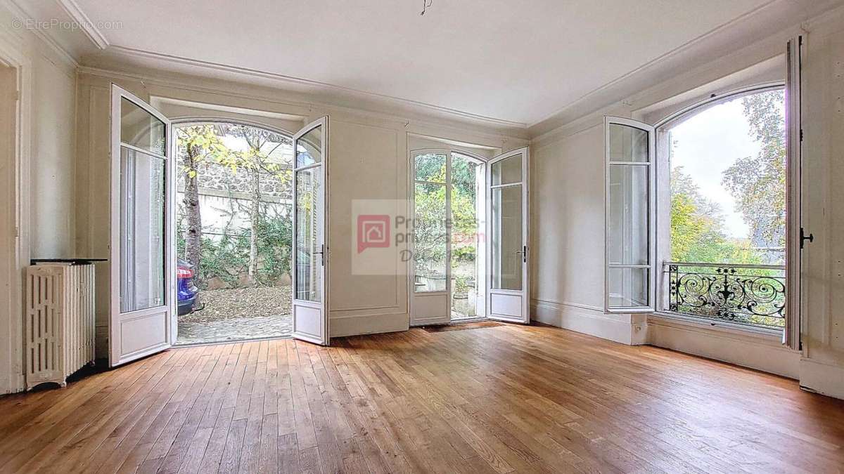 Appartement à VERSAILLES