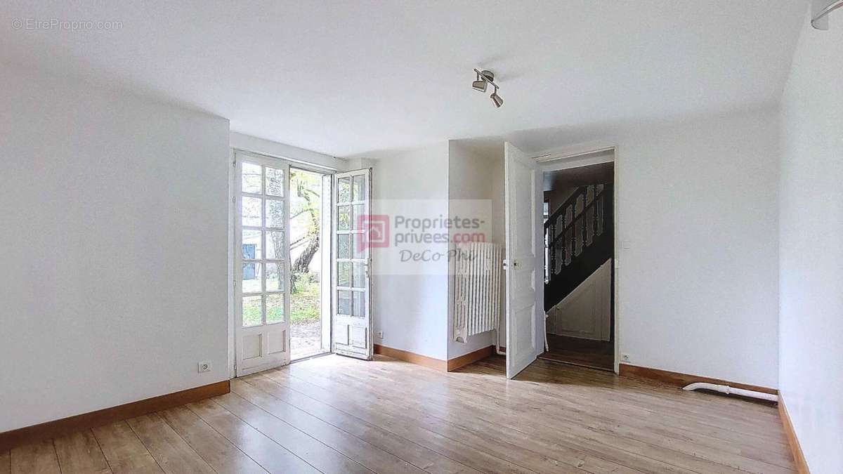 Appartement à VERSAILLES