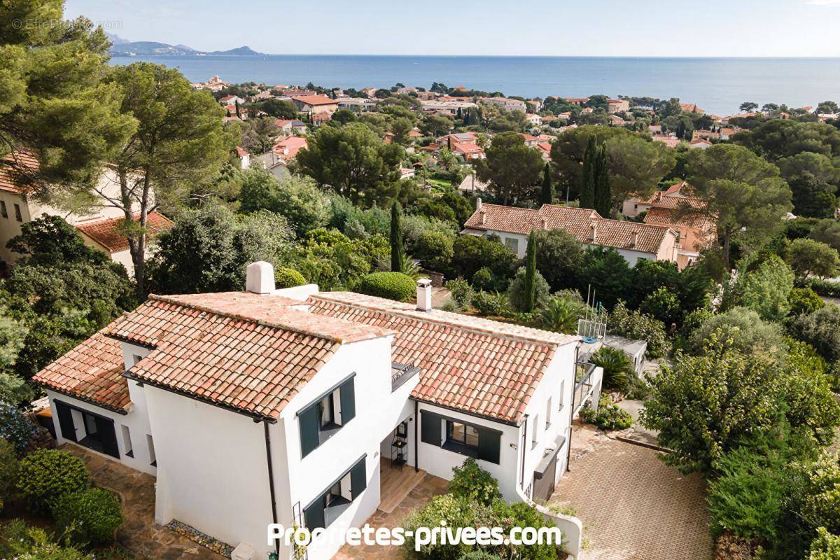 Maison à FREJUS