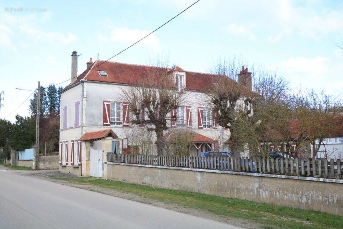 Maison à DANNEMOINE