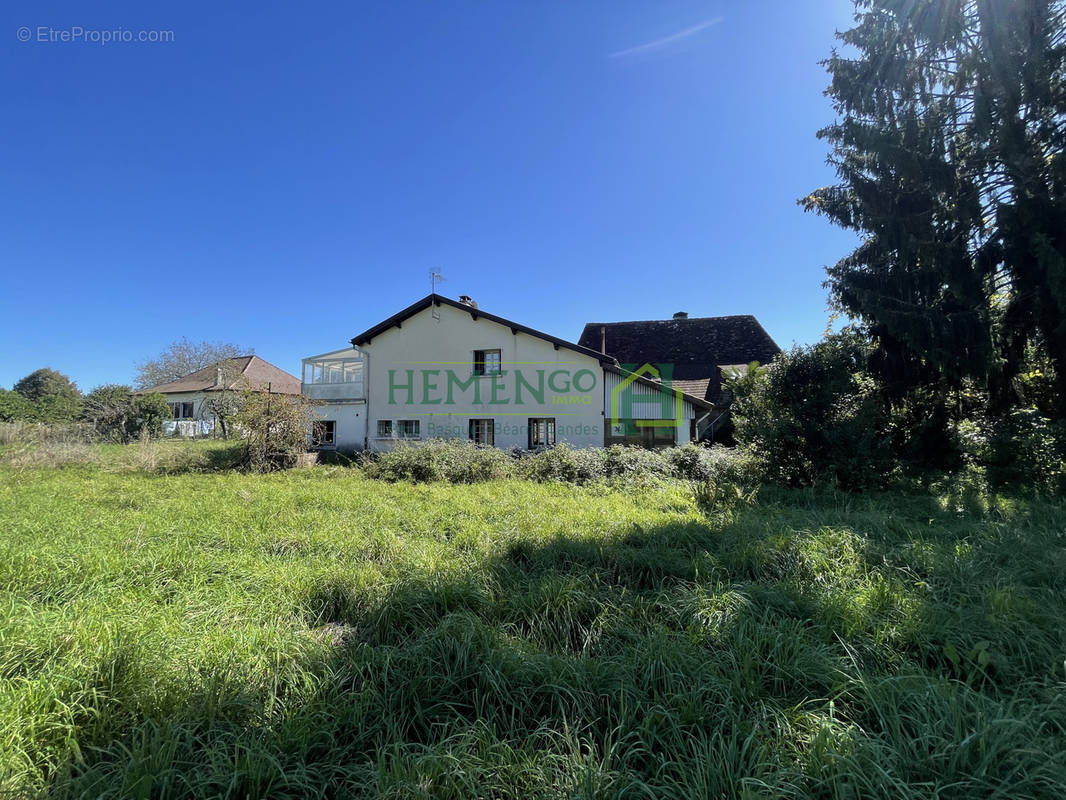 Maison à SAUVETERRE-DE-BEARN