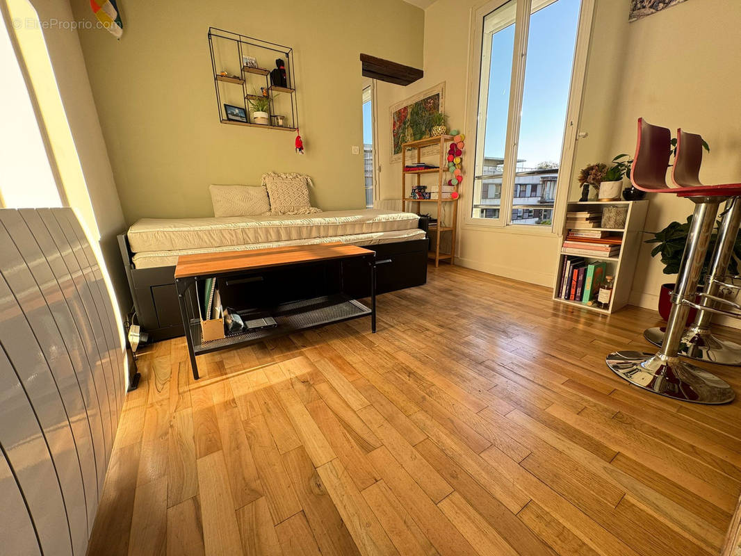 Appartement à PARIS-12E