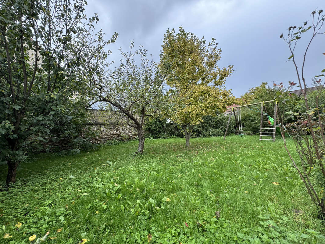 Maison à NANTEUIL-LES-MEAUX