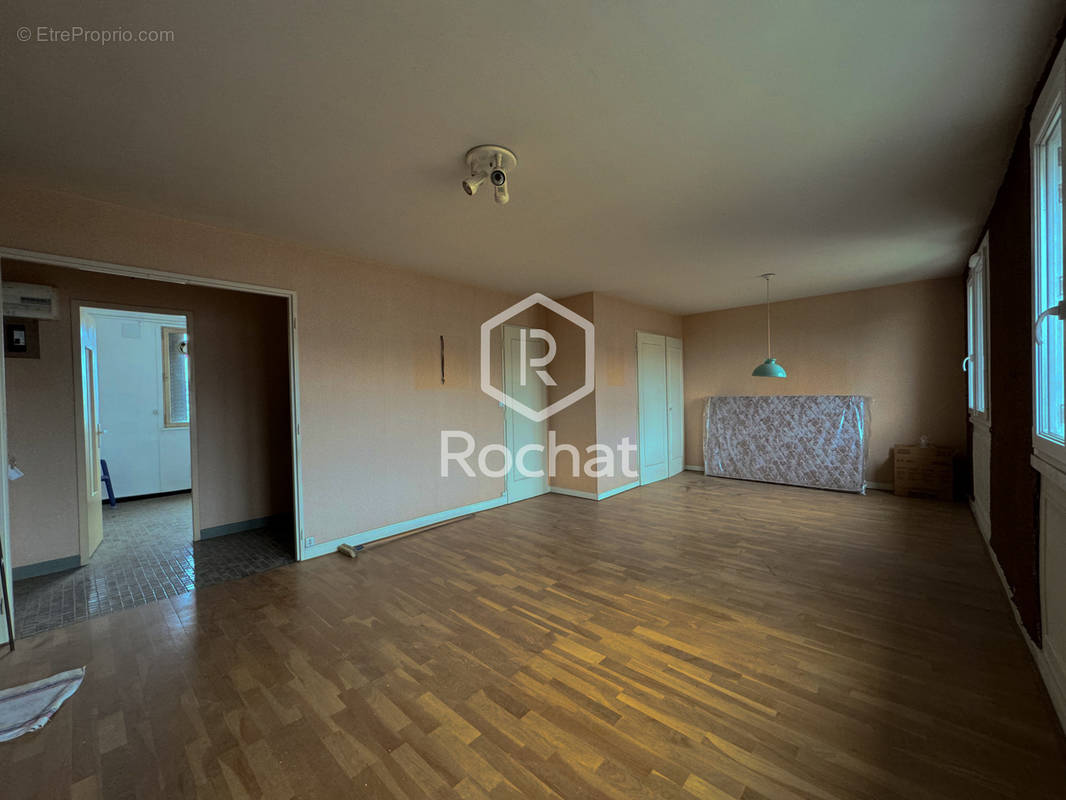 Appartement à LYON-5E