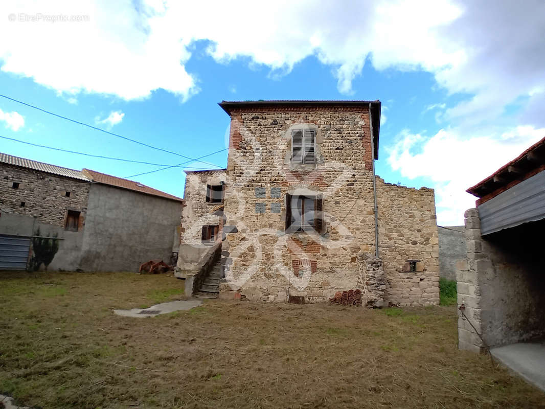 Maison à COHADE