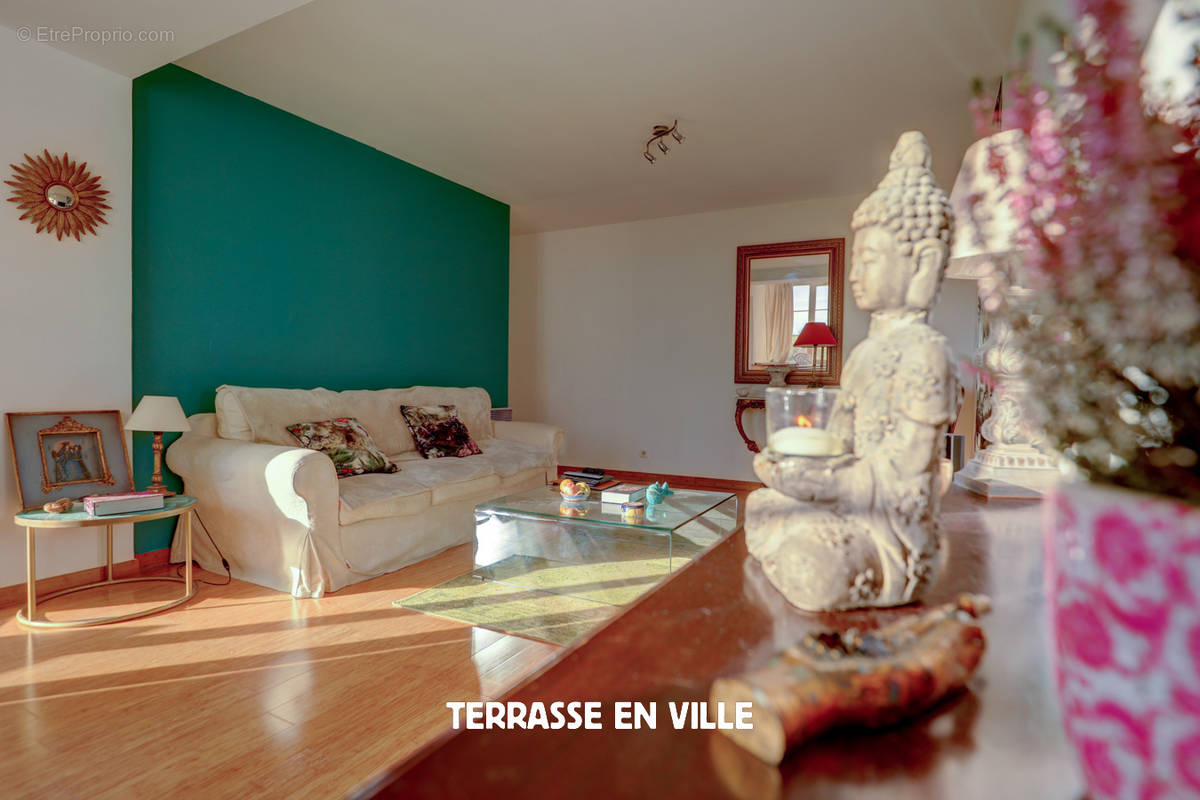 Appartement à MARSEILLE-12E