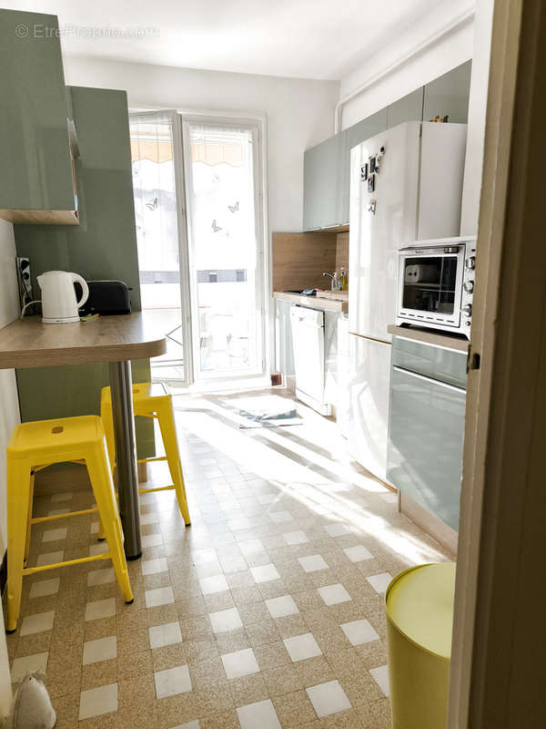 Appartement à MARSEILLE-8E