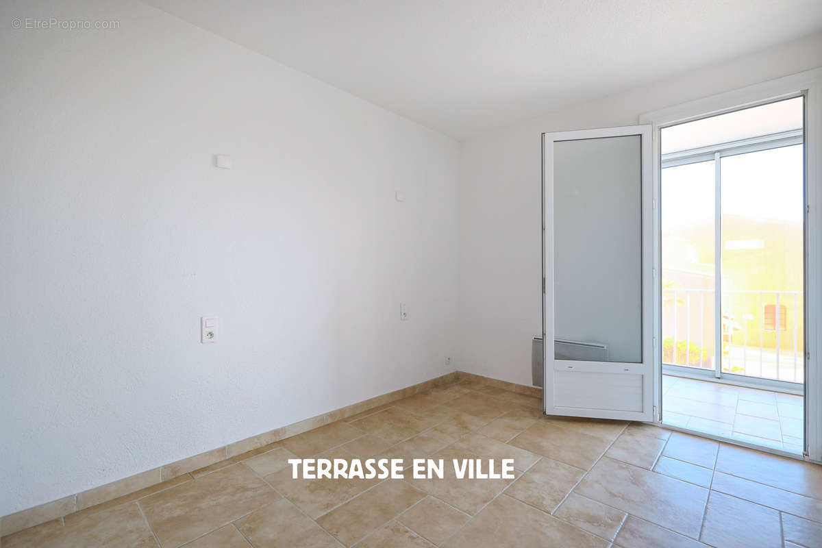 Appartement à SIX-FOURS-LES-PLAGES