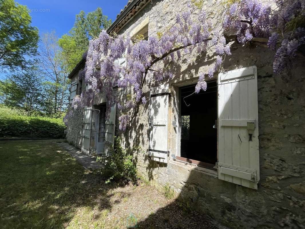 Maison à DOLMAYRAC