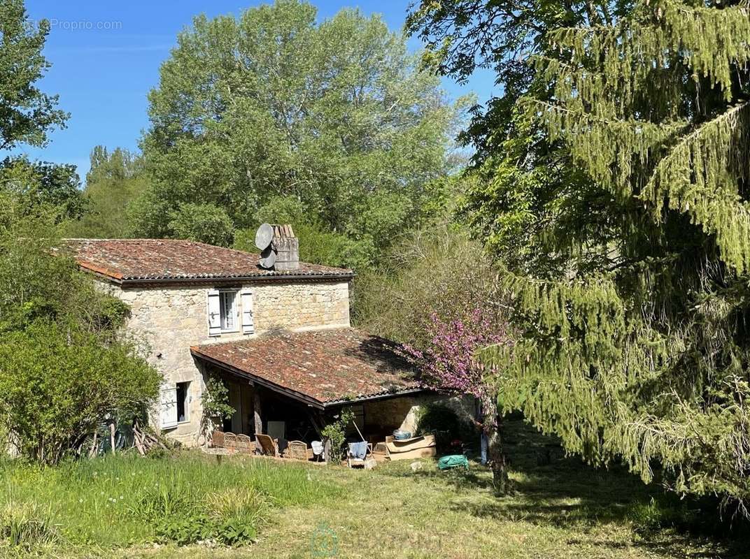 Maison à DOLMAYRAC