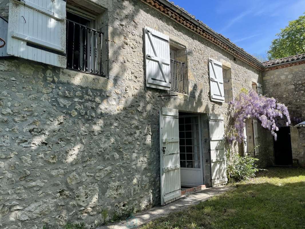 Maison à DOLMAYRAC