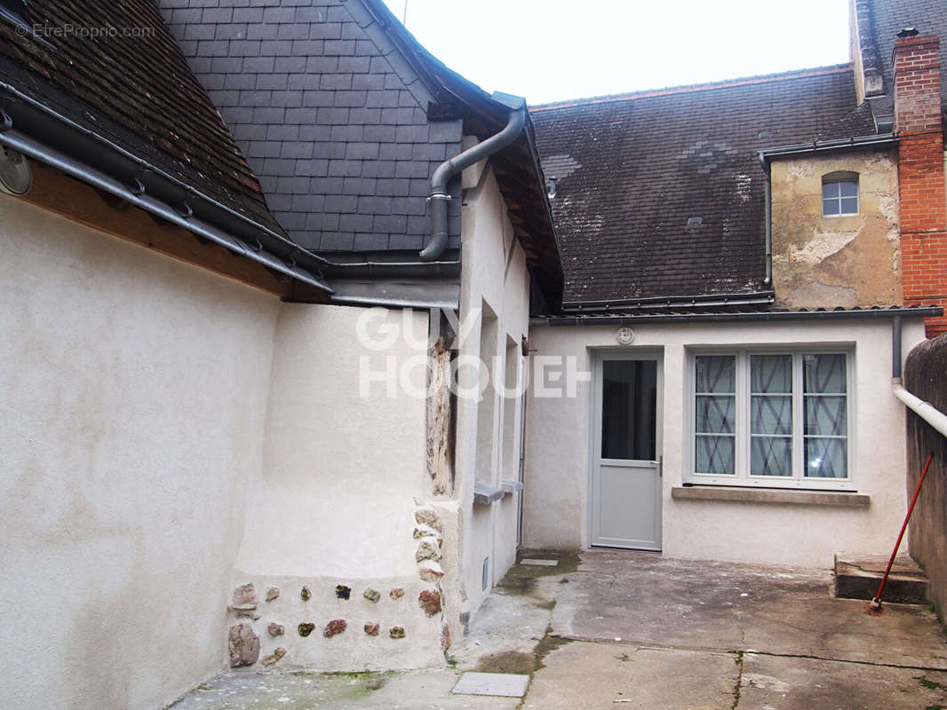 Maison à LUYNES