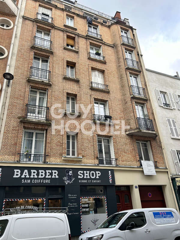 Appartement à PARIS-18E