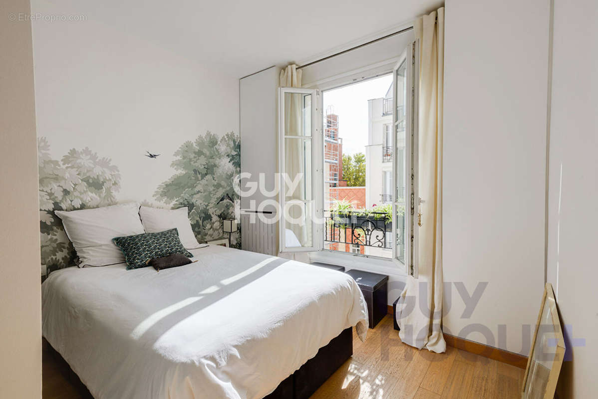 Appartement à PARIS-18E