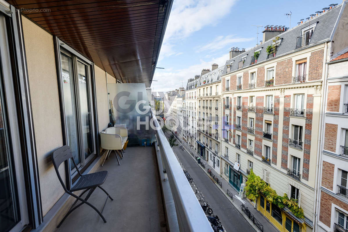 Appartement à PARIS-18E