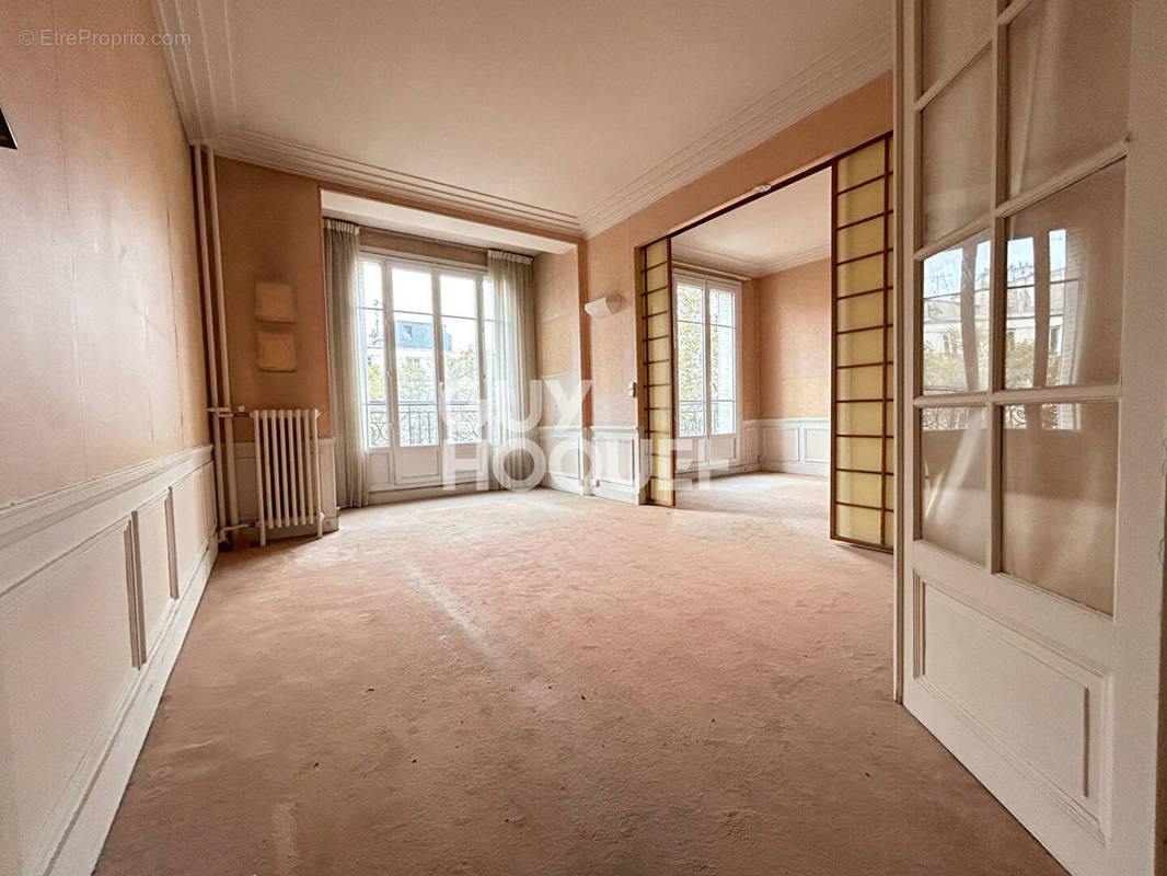 Appartement à PARIS-6E