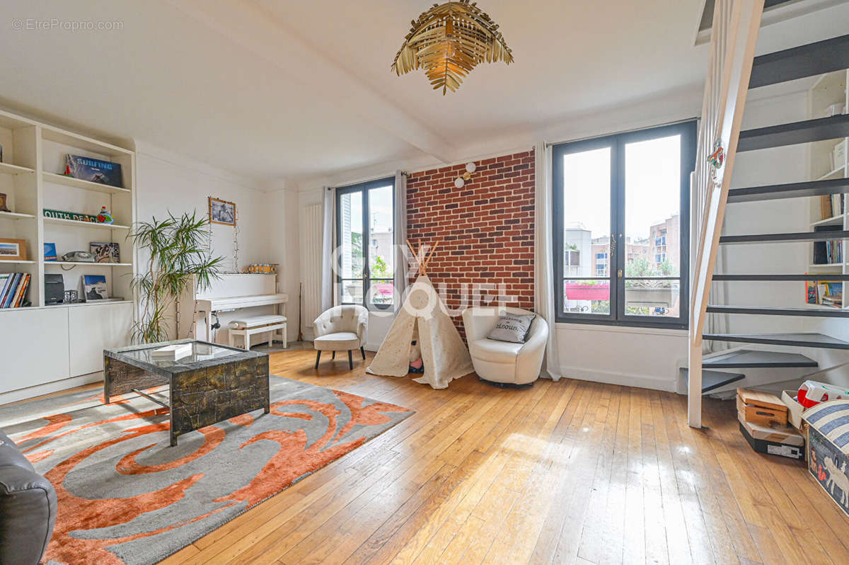 Appartement à PARIS-12E