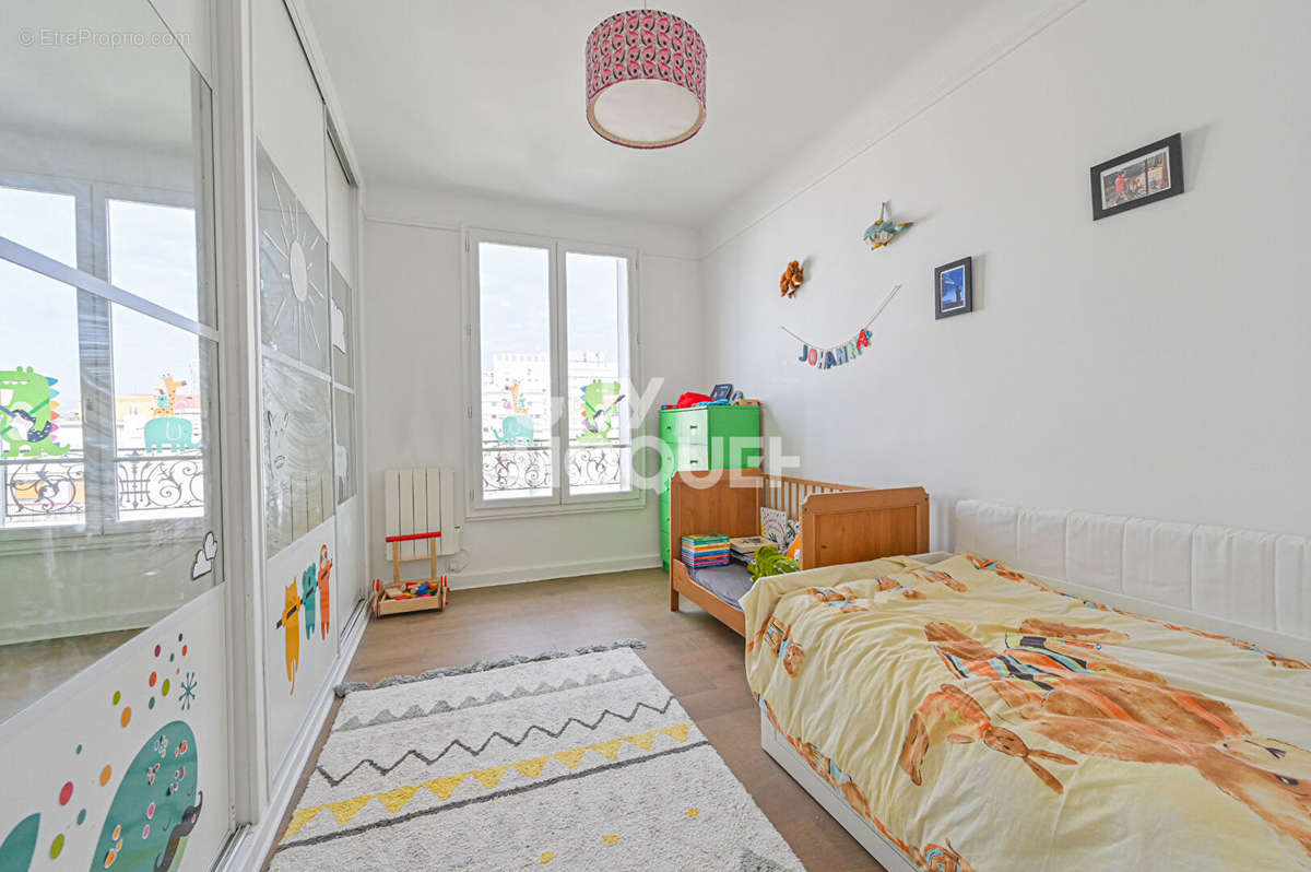 Appartement à PARIS-12E