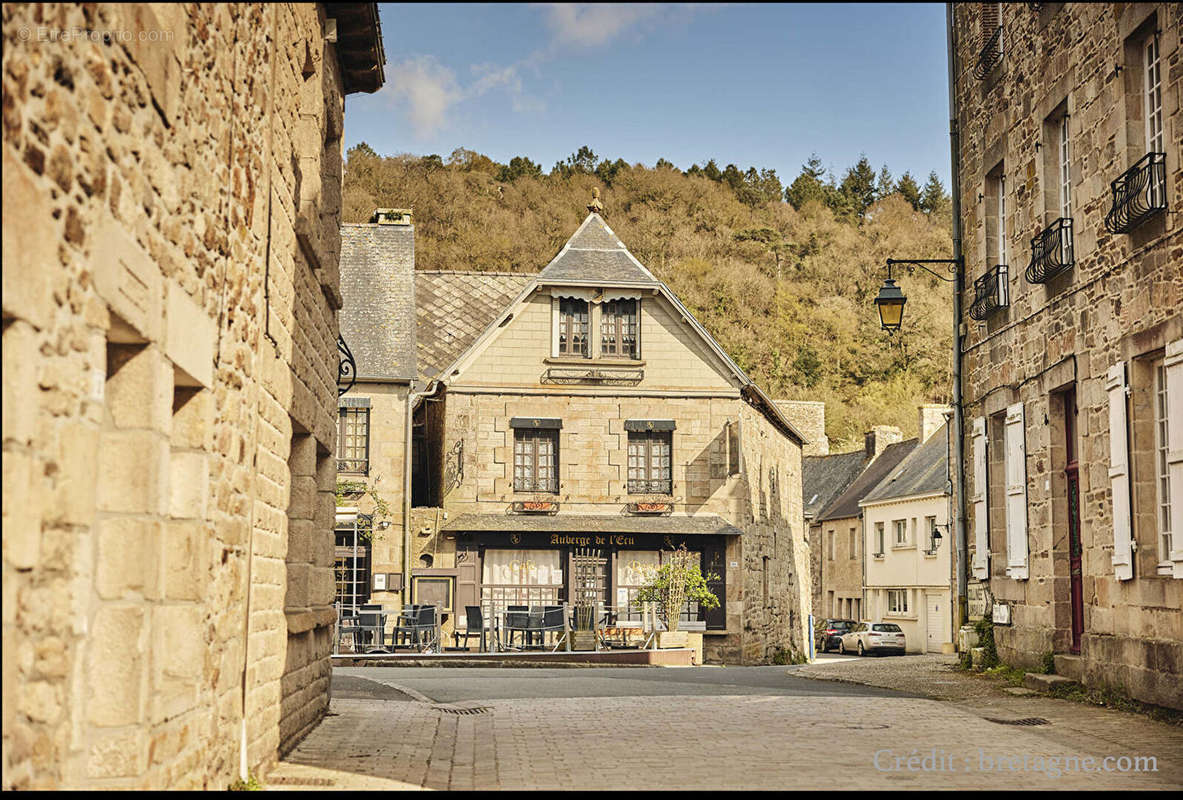 Appartement à JUGON-LES-LACS