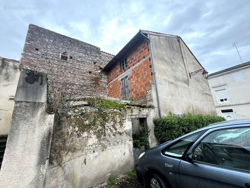 Maison à CASTELMORON-SUR-LOT